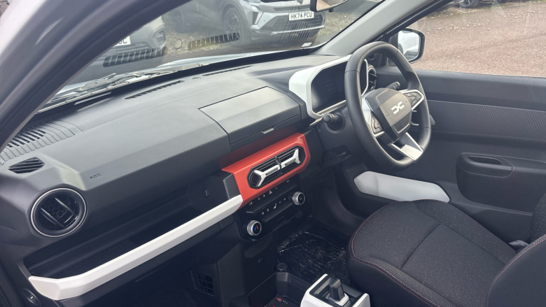 Dacia Spring 27kWh Expression 65 48kW 5dr Auto Electric Hatchback